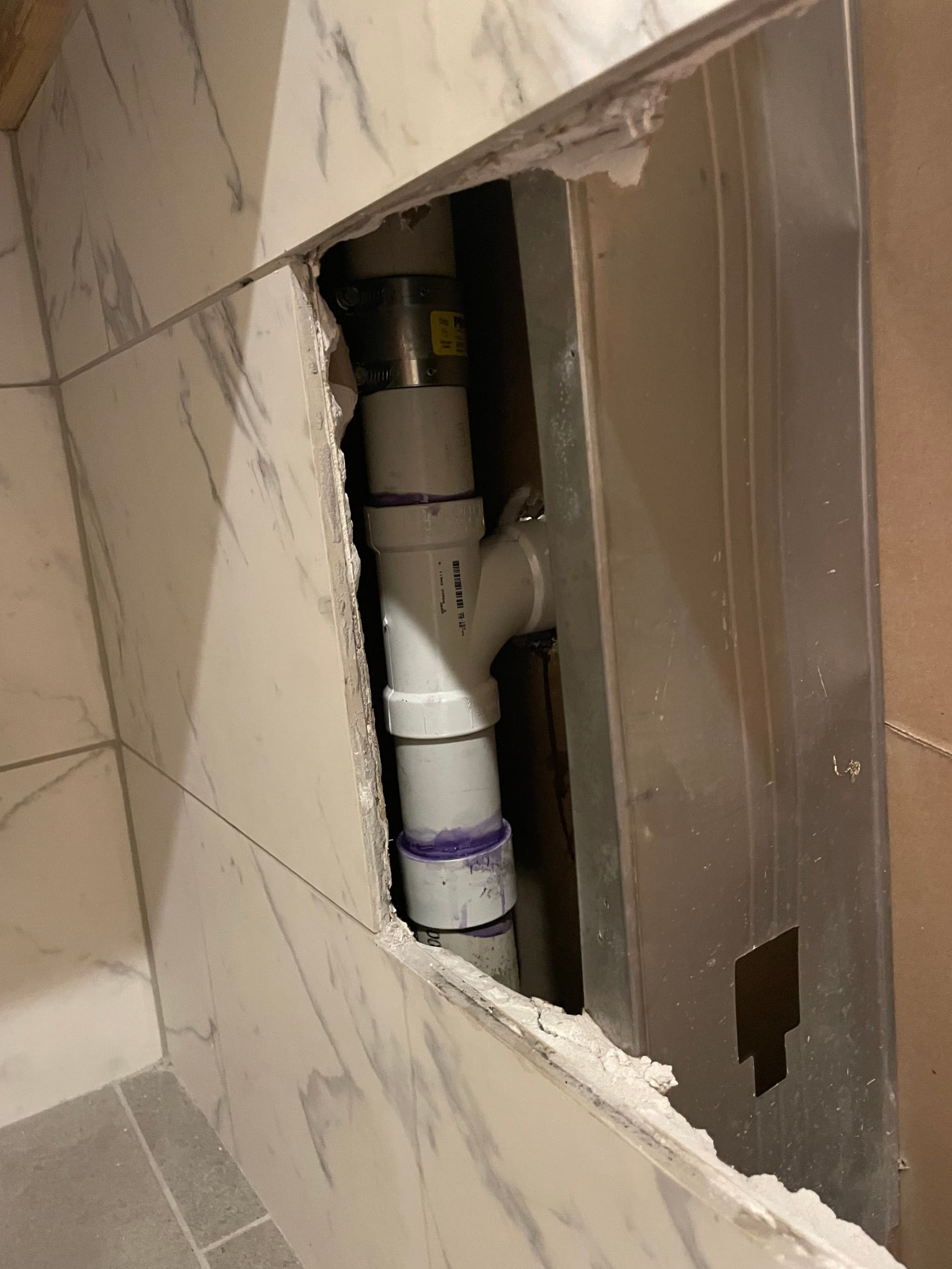 Gallery photos for Efficient Bathroom Overhaul with PVC Upgrades: Image #4