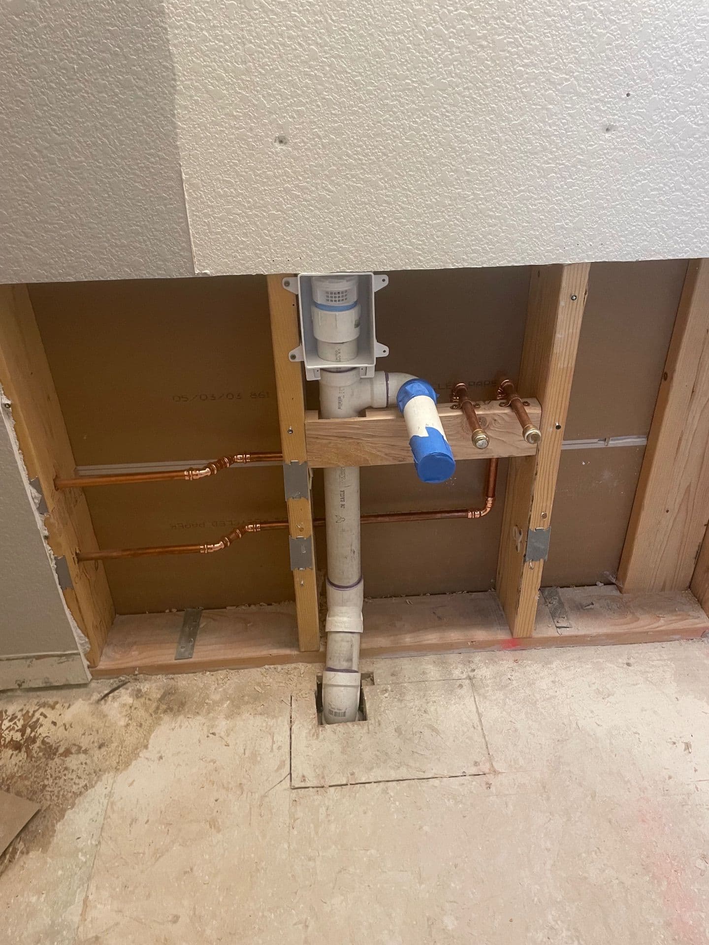 Gallery photos for Plumbing Shift for an Elegant Bathroom Makeover: Image #4