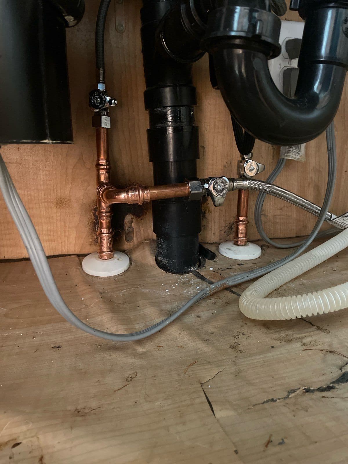 Expert Repiping Under a Kitchen Sink