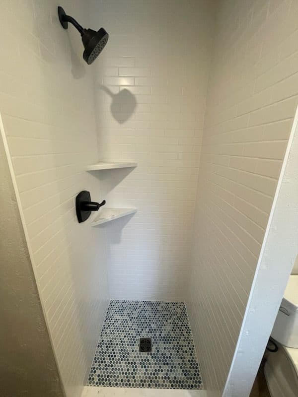 Gallery photos for Stunning Bathroom Transformation with Modern Flair: Image #3